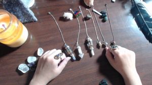 A Helpful Guide on How to Use a Pendulum
