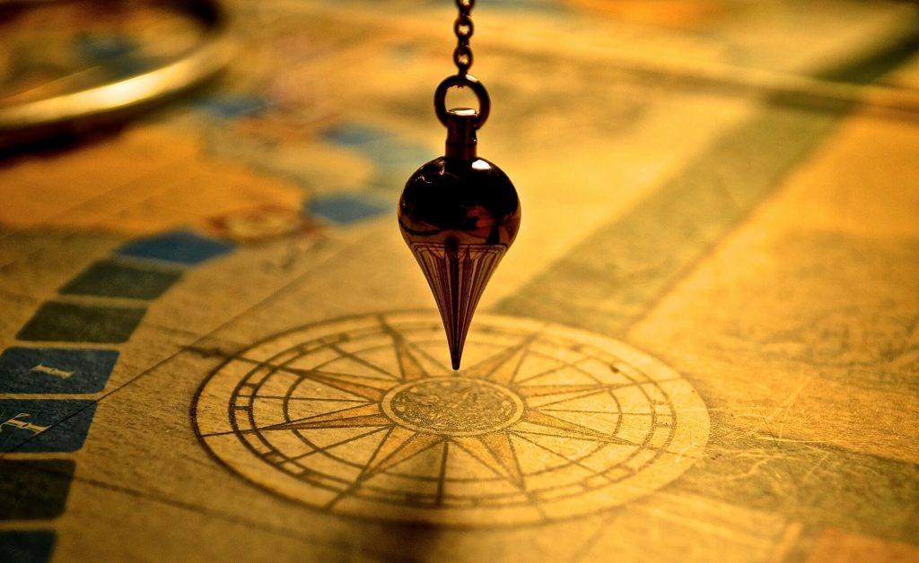 Getting answers from pendulums - Pendulum Psychics